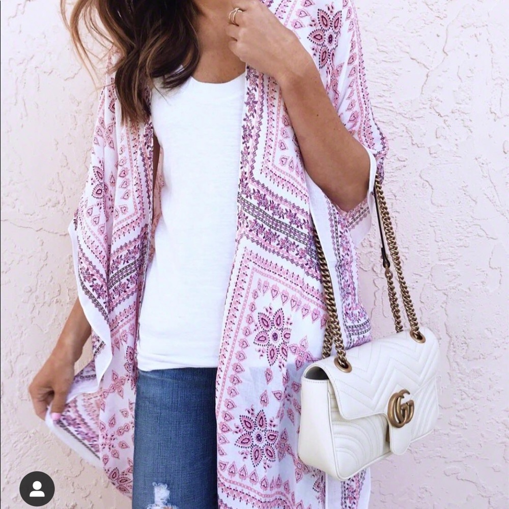 Caslon kimono